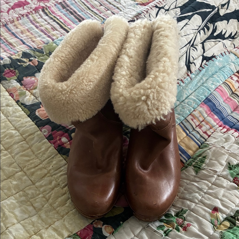 UGG Cozy Brown Shearling-Lined Boots
